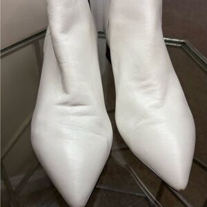 Nine West Elegant White Women's Boots Sz 9